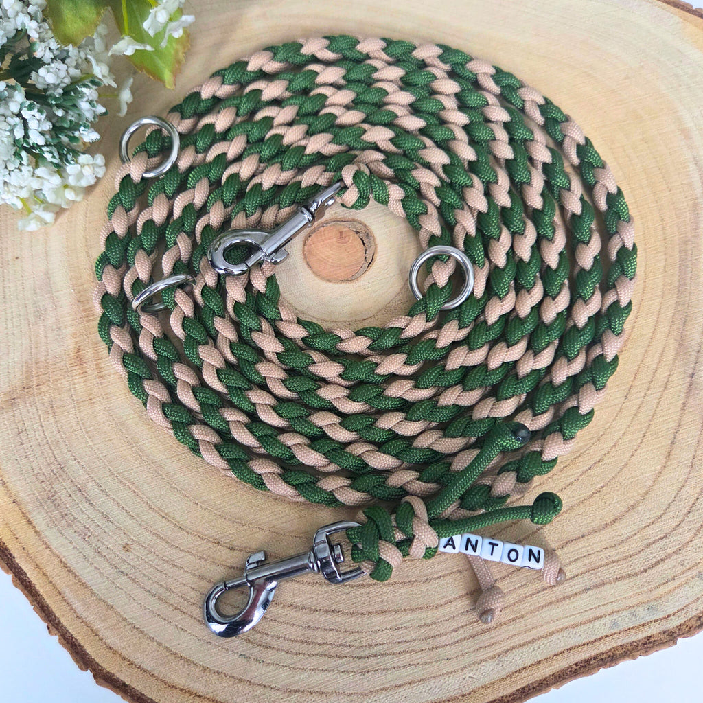 grün-beige leichte Hundeleine aus Paracord