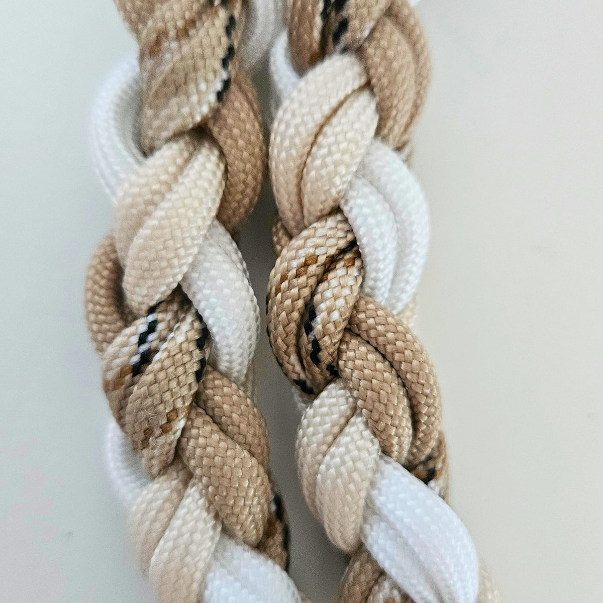 beige-braune Hundeleine für Hunde bis 15 kg