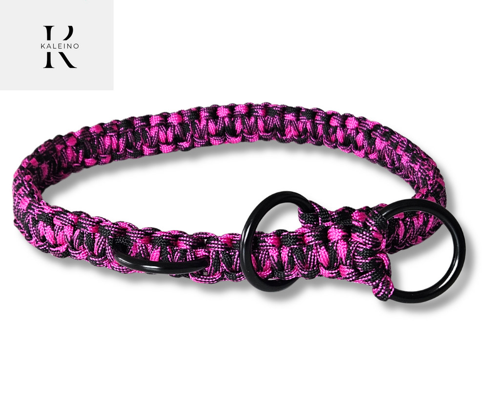 Zugstopphalsband aus Paracord, individuell gestaltbar inschwarz und magenta